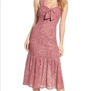 Pink Emilia lace Perplum dress